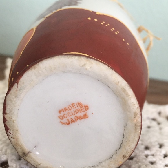 Occupied Japan Mini Vase Paste Relief - Picture 6 of 6